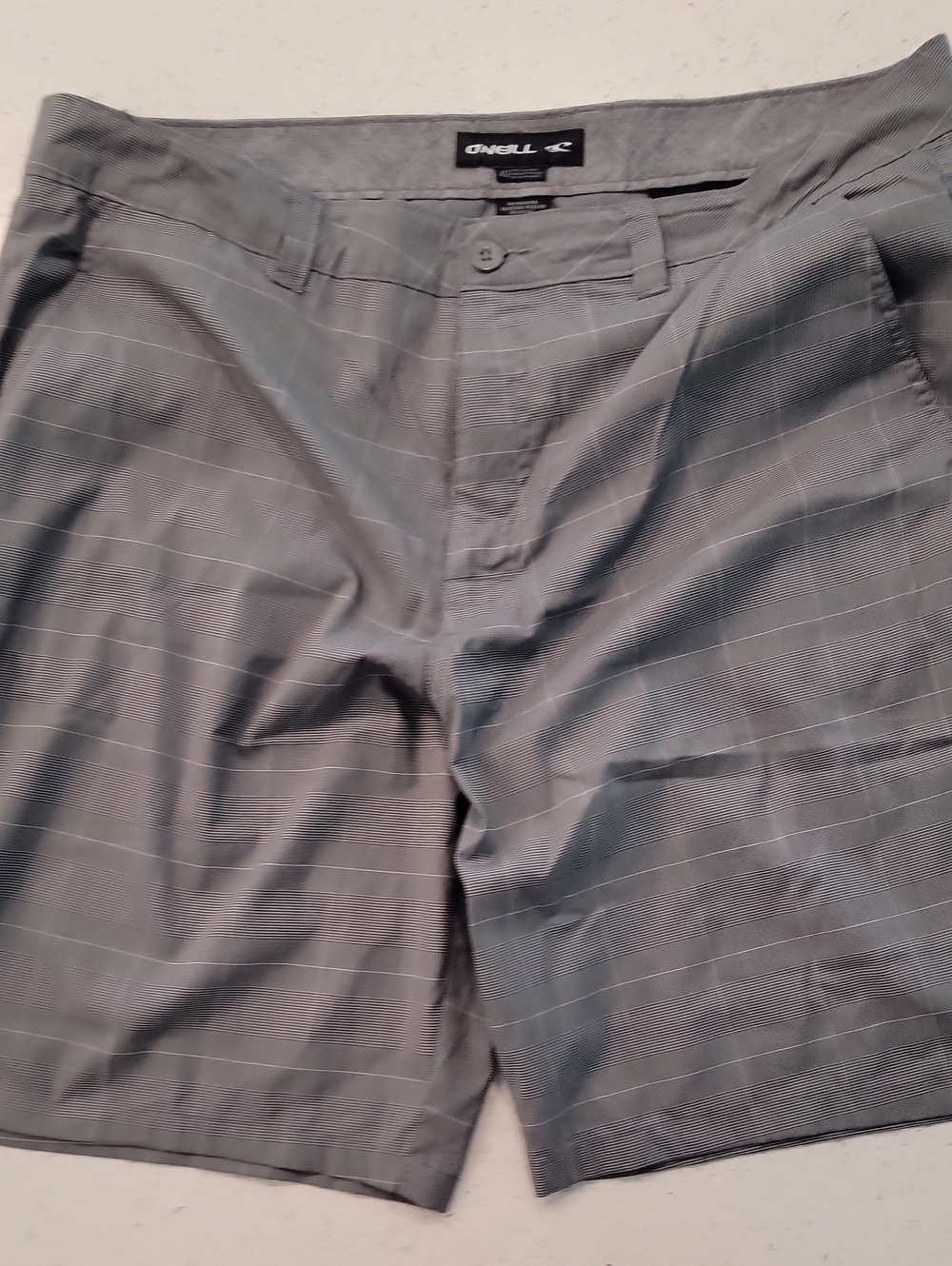 O'Neill Men's Light Gray Pinstripe Flat Front Shorts